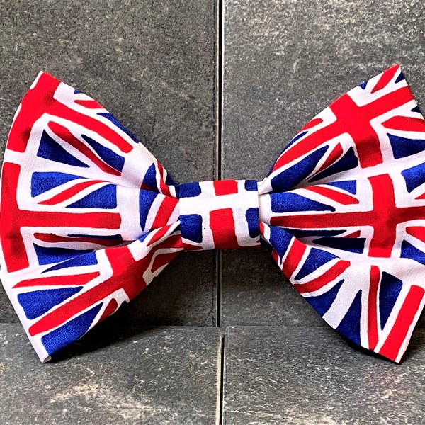 Dog bowtie, British Bowtie, Bows for dogs, Union Jack bow tie, dog collar bowtie, washable bow tie