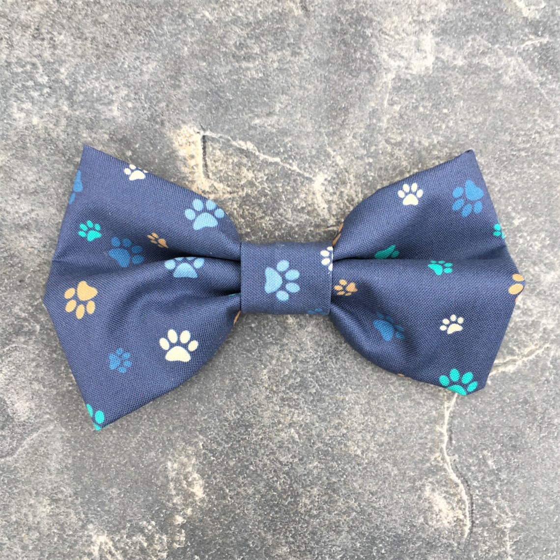 HundGeschenkBox mit Fliege und personalisiert 100 Bio Etsy