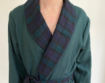Viyella 100% Wool Green Red and Yellow Checked Double Sided Woven Scarf New Viyella 100% Wool Green Red and Yellow Checked Double Sided Woven Scarf New