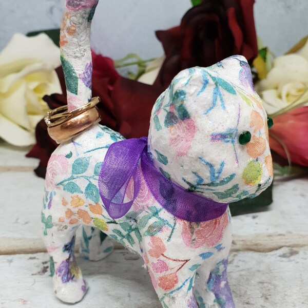 Decoupage Floral Cat Ring Holder| Jewellery Display| Feline themed Ring Tidy