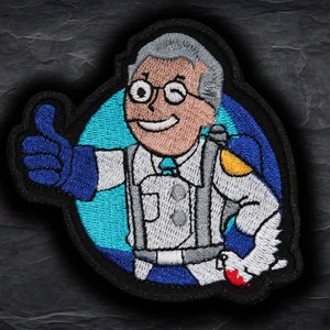 TF2 Medic Velcro patch / Iron-on Team Fortress sticker / Gaming gift pin / Cosplay embroidered patch / Halloween Hook and loop embroidery