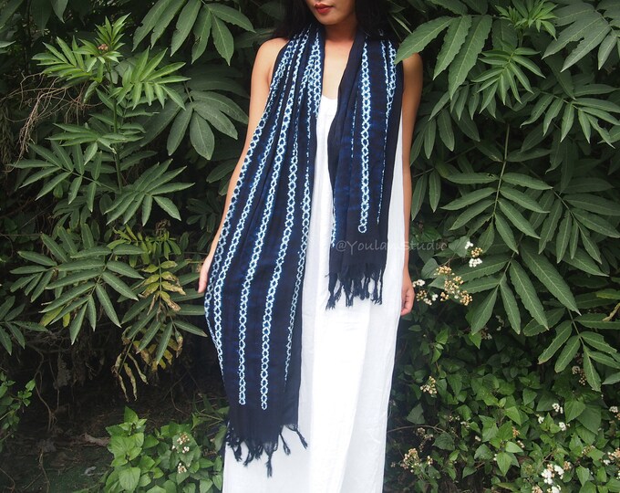 Indigo Tie Dyed Scarf，Blue and White Handmade Tie Dyed cotton Shibori Scarf