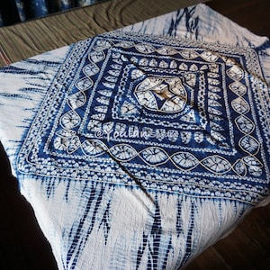 Unique Handmade Indigo Tie-Dye Tablecloth 44x44&quot; - Chinese Bai Ethnic Style，Shibori Wall Hanging