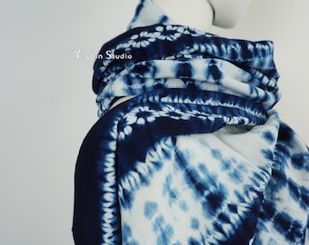 Handgefertigter Indigo Tie-Dye Baumwollschal, Boho Shibori Schal, Unisex Wrap