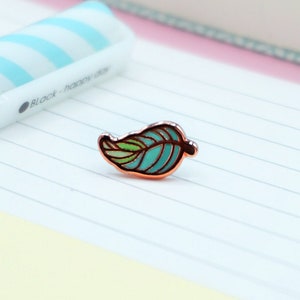 Duck Feather Enamel Pin | Tiny Board Filler Hard Enamel Pin | Leaf Kawaii Art | Kawaii Aesthetic Birthday Gift | Christmas Present