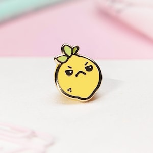 Bitter Lemon Fruity Collectors Hard Enamel Pin Badge Kawaii Aesthetic Birthday Gift for Her Christmas Present for Him Miamouz Bild 1