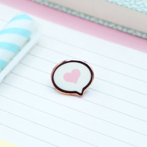 Love Heart Speech Bubble Enamel Pin | Tiny Board Filler Hard Enamel Pin | Kawaii Art | Kawaii Aesthetic Birthday Gift | Christmas Present