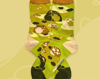 Moss Frog Socks | 35-48 | Colorful Cute Funny Frogs Sock | Handmade by Artist | Kawaii Birthday Gift for Her | Christmas Present for Him