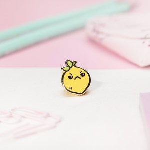 Bitter Lemon Fruity Collectors Hard Enamel Pin Badge Kawaii Aesthetic Birthday Gift for Her Christmas Present for Him Miamouz Bild 3