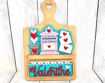 Tablero de pan con temática de San Valentín, día de San Valentín, decoración del día de San Valentín, letrero del día de San Valentín, bandeja escalonada del día de San Valentín, cartas de amor, decoración de amor