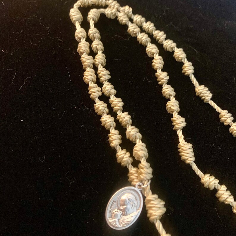 Pope St. John Paul II Rope Rosary - Etsy