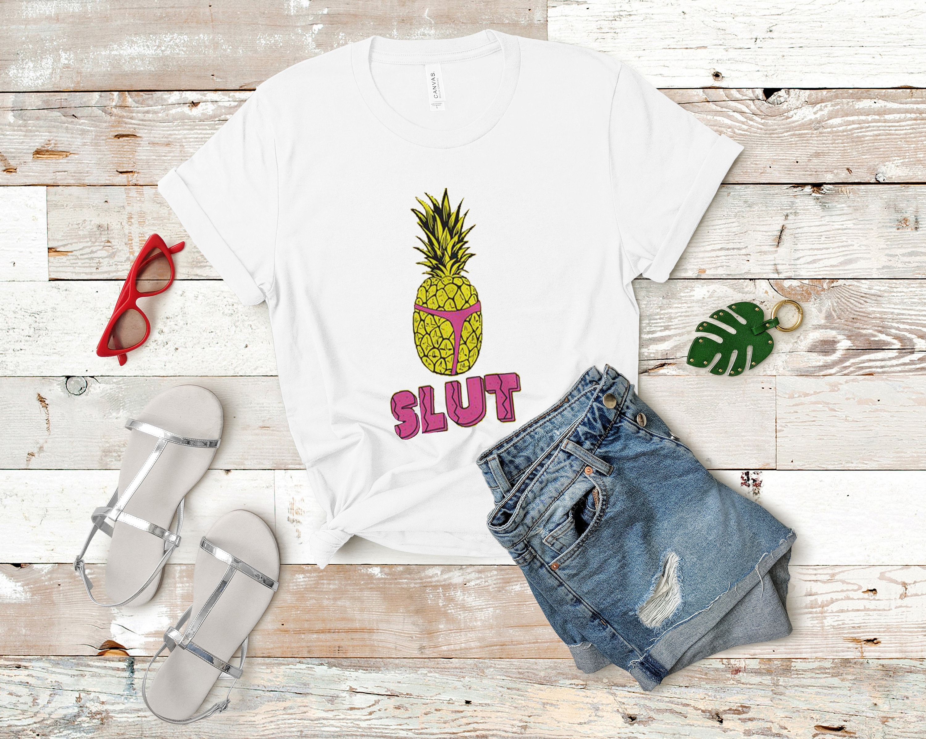 Pineapple shirt clearance meme
