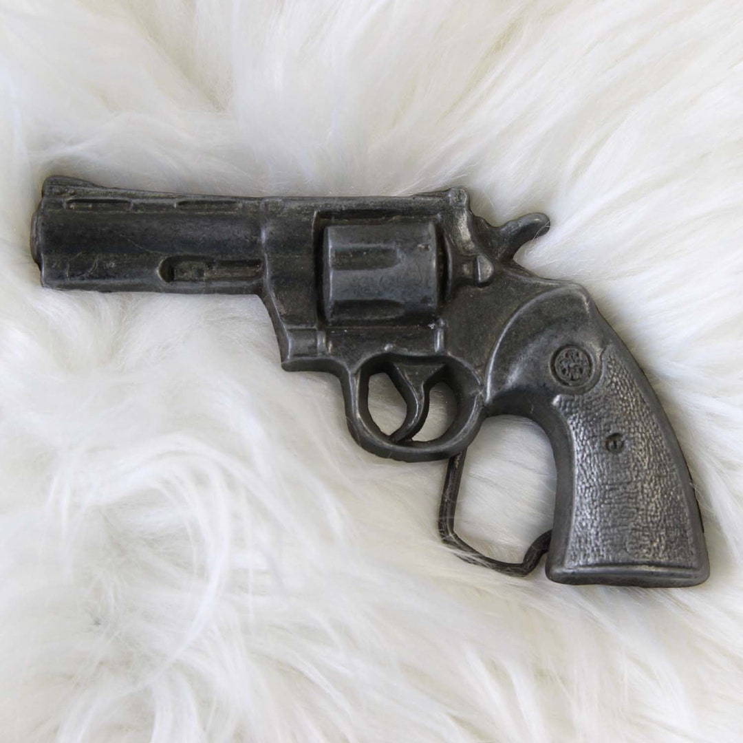 Vintage Gun Shaped Belt Buckle Pistol Revolver Bergamot Etsy