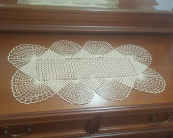 Wunderschöne Neue Ovale Weiße Baumwolle Handgehäkelte Tischdecke