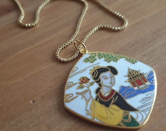 Beautiful chinese vintage cloisonne necklace