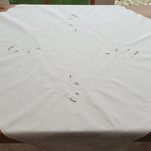 Vintage White hand-embroided square tablecloth - 100% Cotton 36''x 36" / 85 x 88 cm