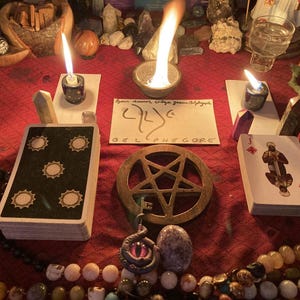Hellfire-afstemming demonisch ritueel met boodschap, energiewerk voor demonologie, empowerment, spirituele vooruitgang, met paranormale kaartlezing