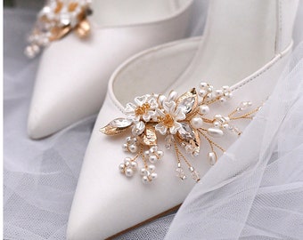 Douqu 1 Pair Bead Shoe Decoration Fabric Shoes Heart Clip with glass beads Shoe Accessories Douqu 1 Pair Bead Shoe Decoration Fabric Shoes Heart Clip with glass beads Shoe Accessories