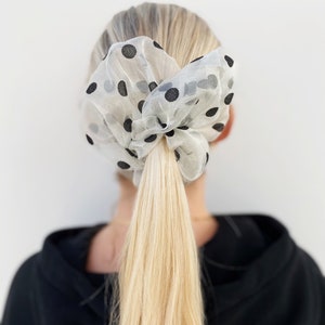 Laura Elizibeth Rome extra large scrunchie image 1