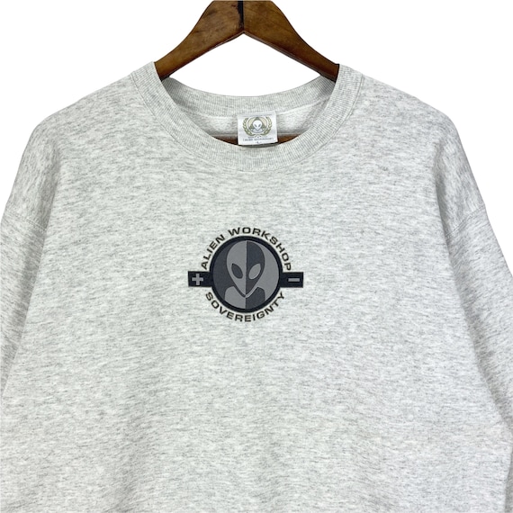 Alien sweater hotsell