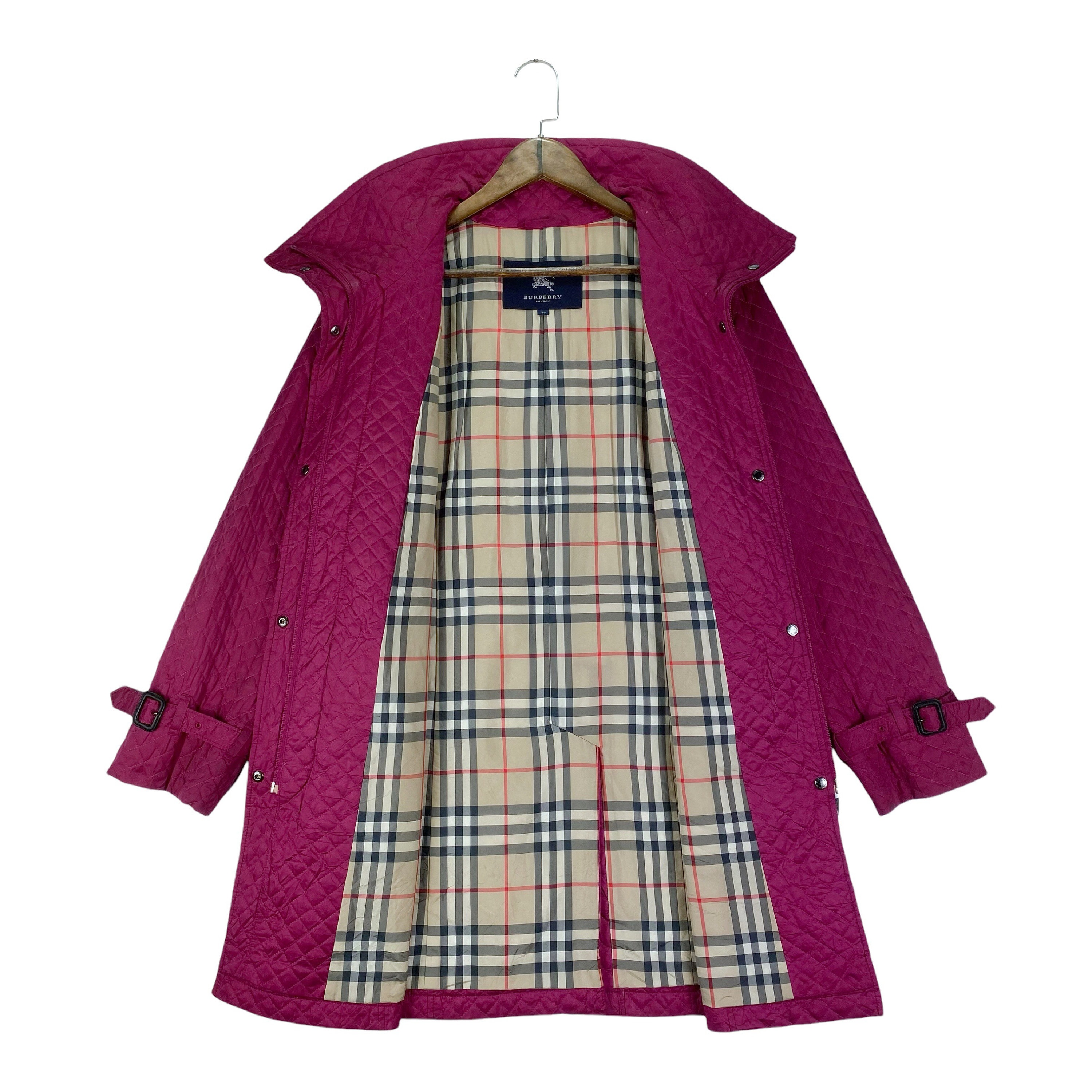 Pink burberry coat deals