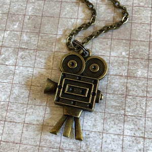 Filmmaker Necklace, Movie Camera Necklace, Director Gift, Film Maker Jewelry, Film Producer, Antique Bronze Pendant, Film Student Gift