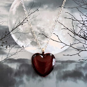 Bloody Heart Necklace, Bloody Valentine Pendant, Bleeding Heart Necklace, Horror Jewelry, Blood Jewelry, Heart Jewelry, Glass Heart Bezel