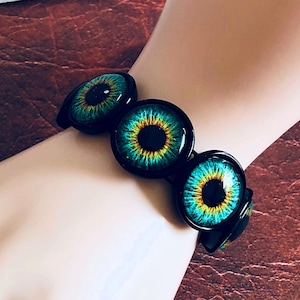 Hazel Color Eyeball Bracelet, Eye Bracelet, Horror Bracelet, Creepy Bracelet, Stretch Bracelet, Eye Jewelry, Glass Eye Ball, Gift For Her