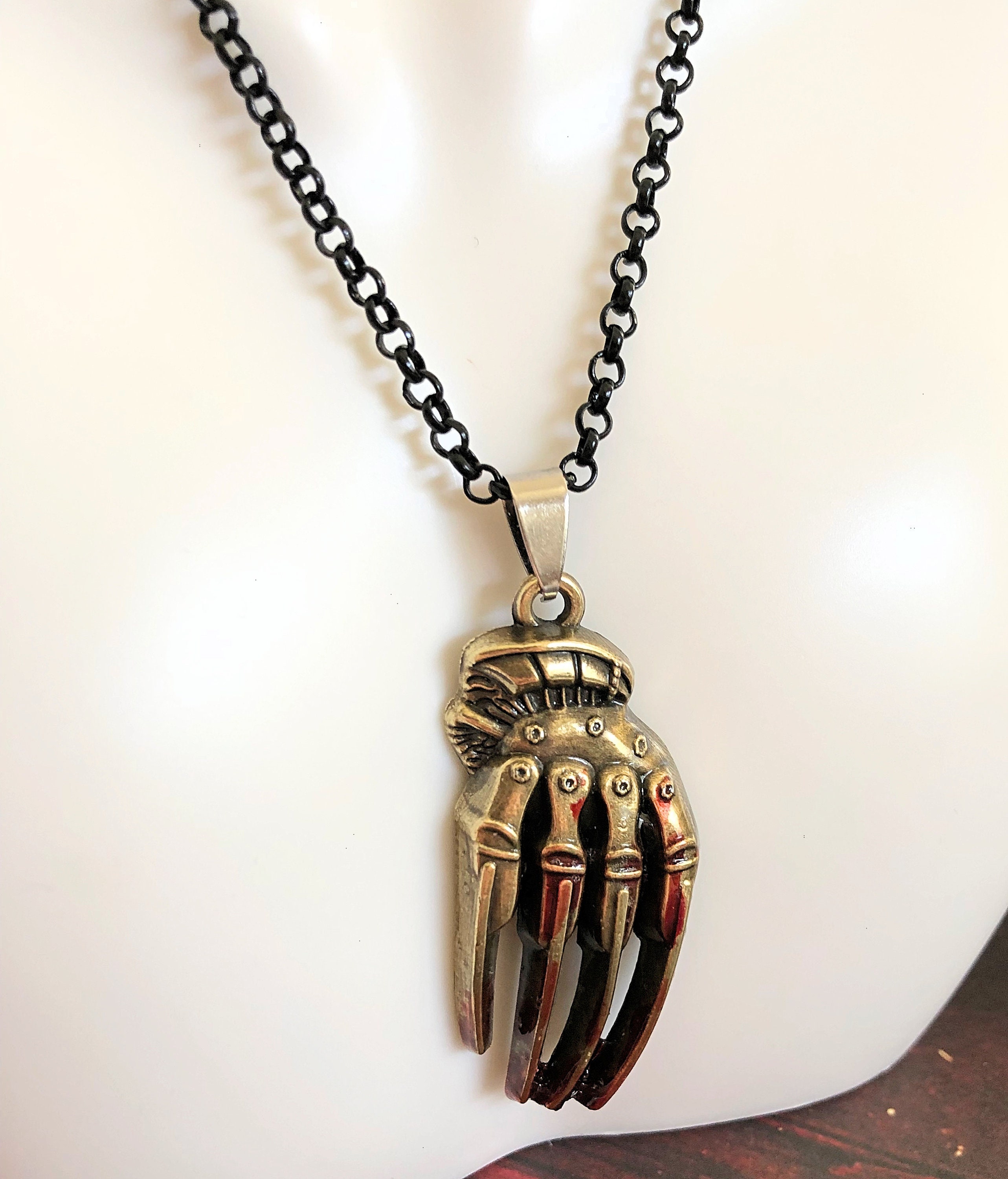 Horror Jewelry, Freddy, Steampunk, Mechanical Hand, Blood