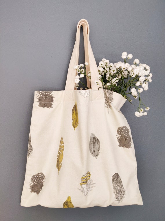 beige shopper bag