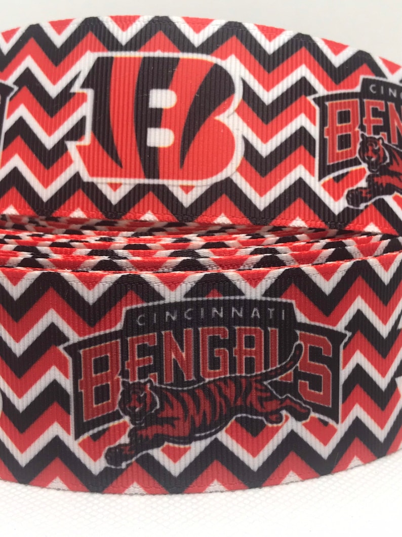 Cincinnati Bengals-inspirerat grosgrainband och/eller matchande 2,5 cm flatbacks. Perfekt för bågtillverkning och många andra hantverk. bild 6