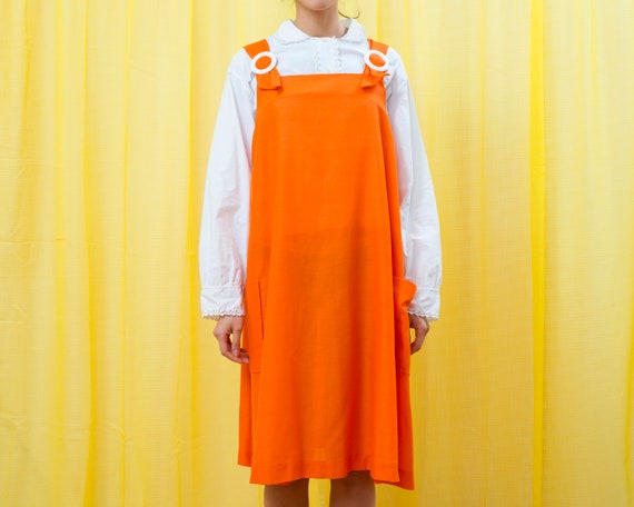 orange pinafore