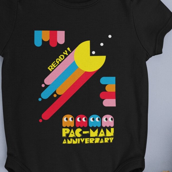 PAC MAN ANNIVERSAIRE |  Livraison gratuite | Onesies | | pour tout-petits T-shirts | Chemises amusantes | Capcom | Idées cadeaux | Baby shower | Cool | Jeu vidéo