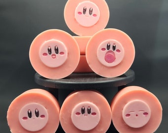 Dreamland - Savon inspiré de Kirby - Savon artisanal au lait de chèvre - Savon inspiré des jeux vidéo. Cadeau pour joueur.