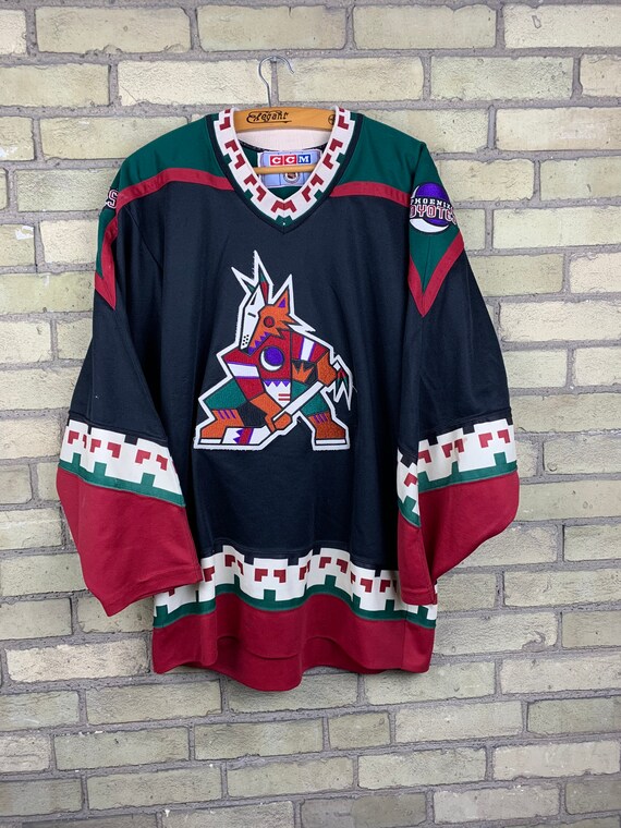 Vintage 1996-2003 Phoenix Coyotes Away Hockey Jers
