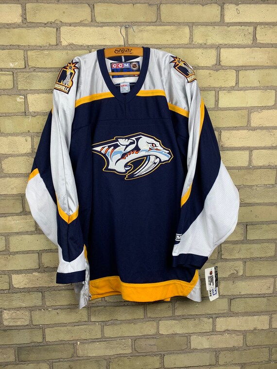 Vintage 1998-2007 Nashville Predators Away Hockey