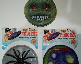 Madballs flaying disc lot x 3 vintage bootleg 90s frisbee ko knock off !halloween !