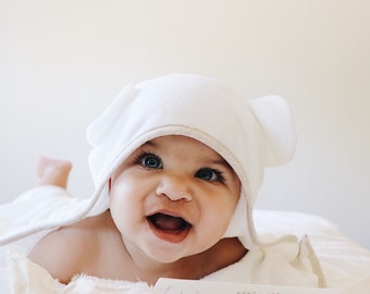 Toalla de bebé con capucha de bambú orgánico: Envoltura de baño portátil y manos libres