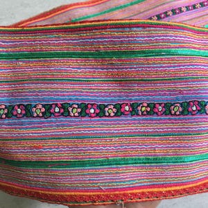 59 inches x 4.7 inches Hmong fabric vintage (DC211)