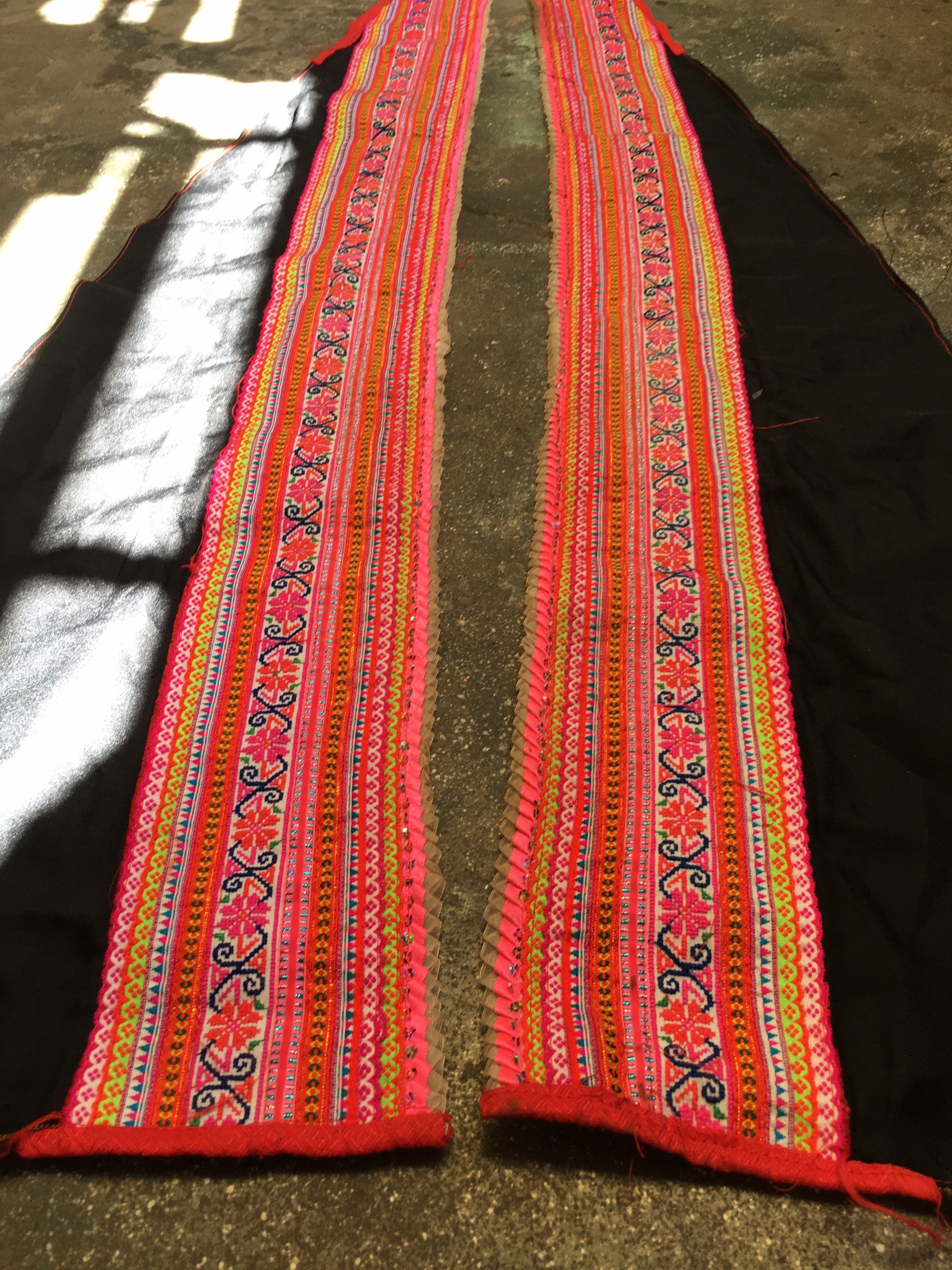 241B 1 pair vintage Hmong leg wrap