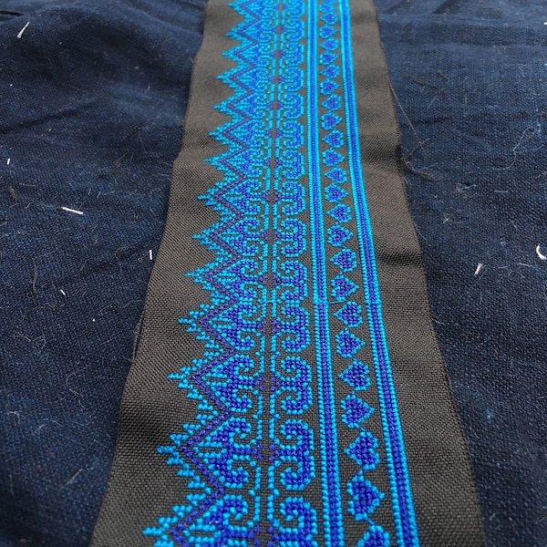 Hmong embroidery fabric  (T17)