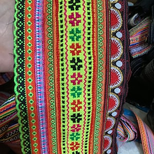 RARE Hmong hand cross stitch embroidery fabric vintage  4 inches x53 inches ( DC428