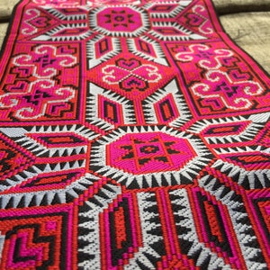 20cmx1 yard Hmong ribbon (D205)