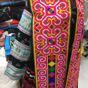7.8 inches x 1 yard Hmong fabric ribbon (D105)