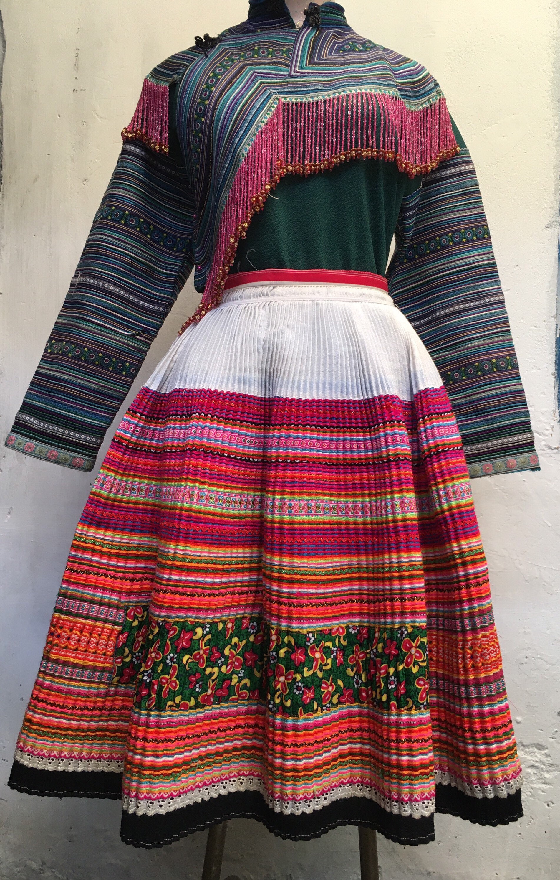 Vintage Hmong skirt 427 | Etsy