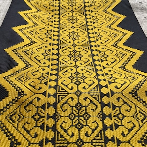 20cmx1 yard Hmong ribbon (D201)