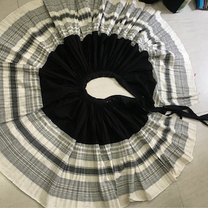 Hmong  handwoven cotton skirt vintage ( V50)
