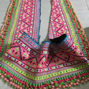 RARE Hmong hand cross stitch embroidery fabric vintage 53 inches x 6 inches (DC205)