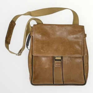 Vintage Coach Brown Glove Tanned Leather Messenger Bag Crossbody Flap Buckle