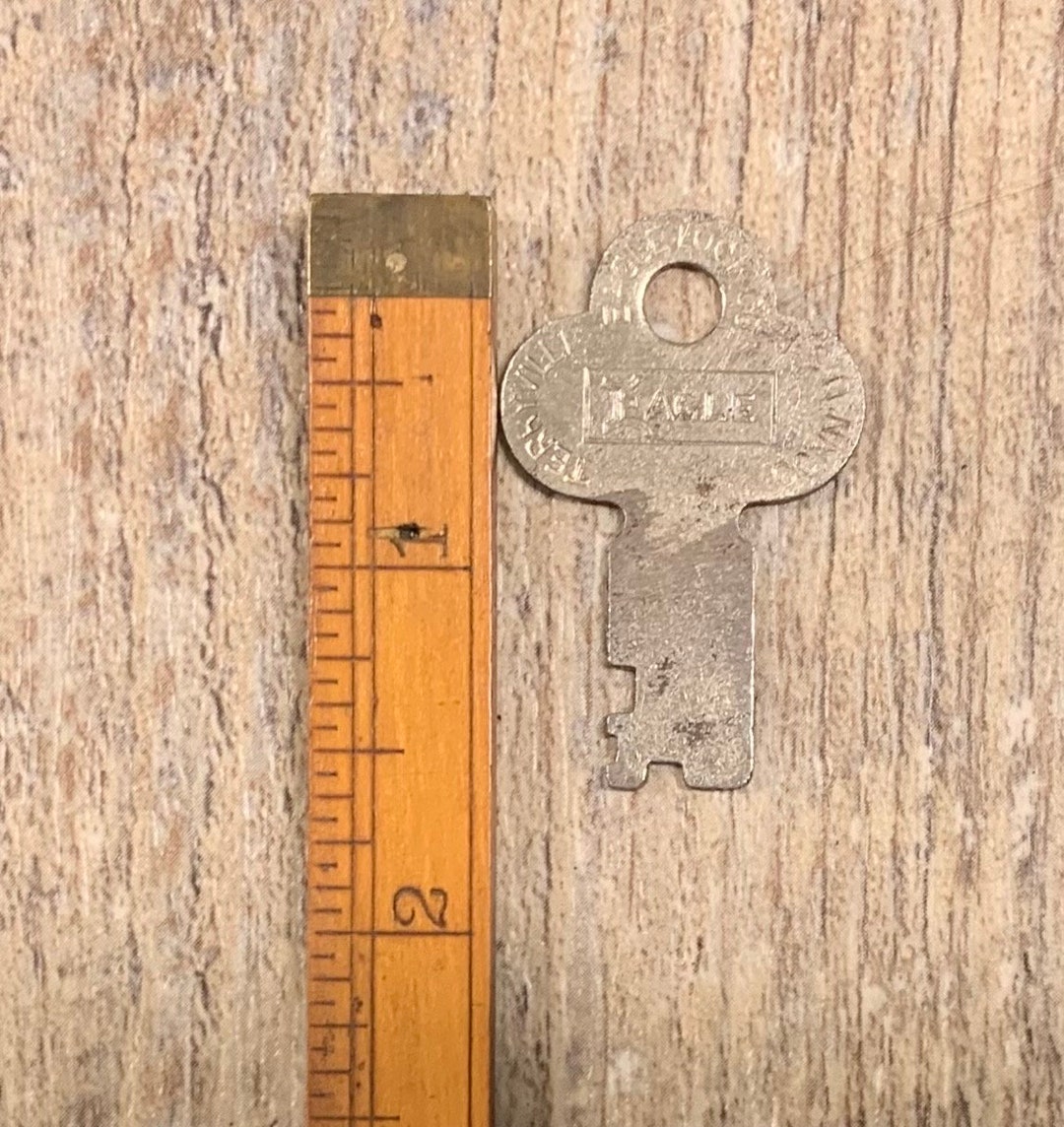 Vintage Antique Eagle Steamer Trunk Key 8446F Etsy